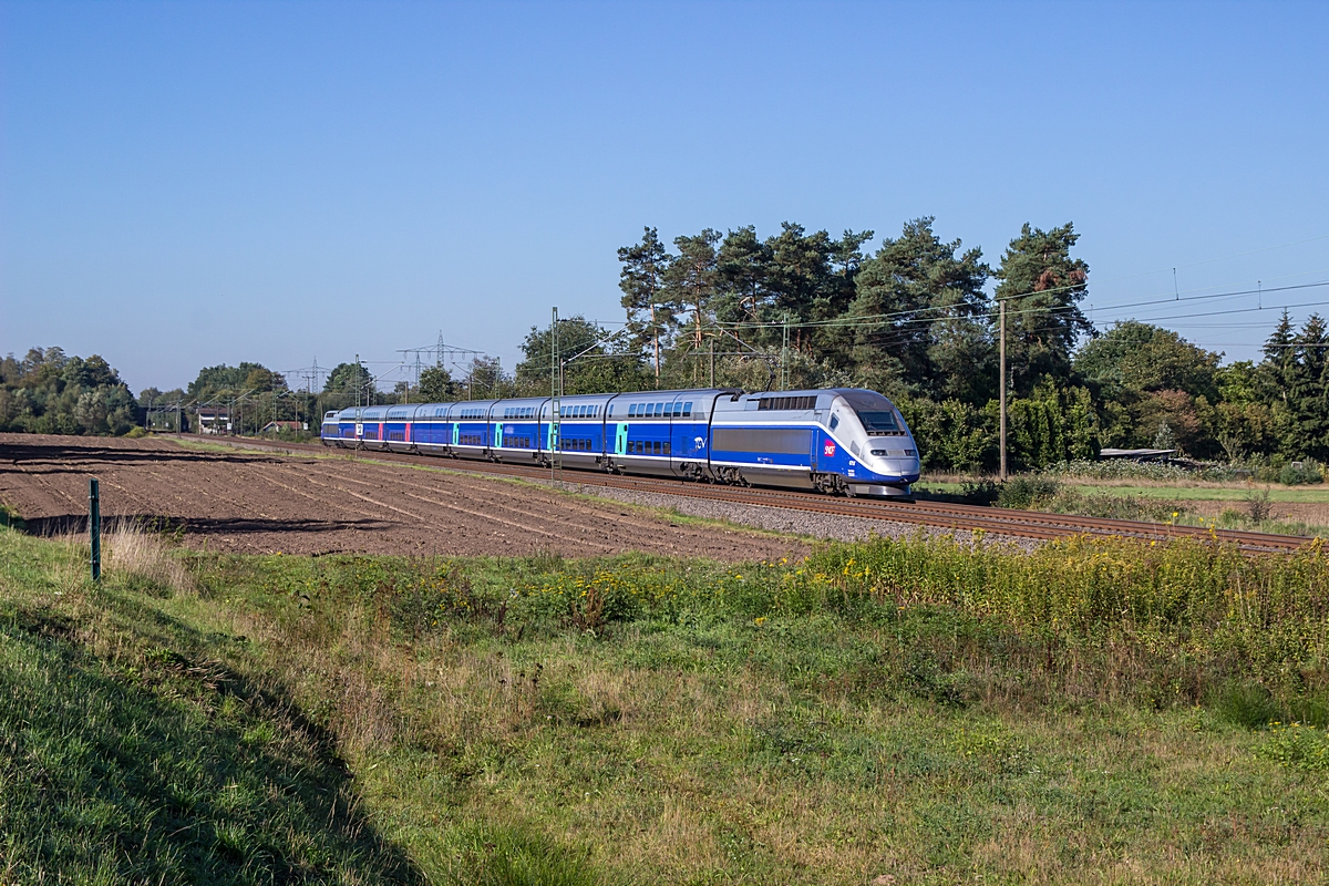  (20151002-104048_SNCF TGV 4718_Vogelbach_TGV 9556_Frankfurt - Paris Est_b.jpg)