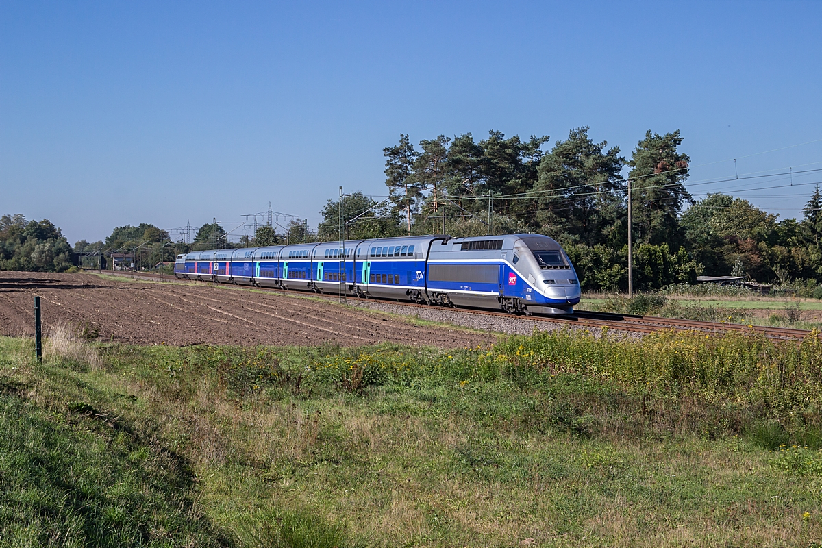  (20151002-112006_SNCF 310010_Vogelbach_TGV 9553_Paris Est - Frankfurt_b.jpg)