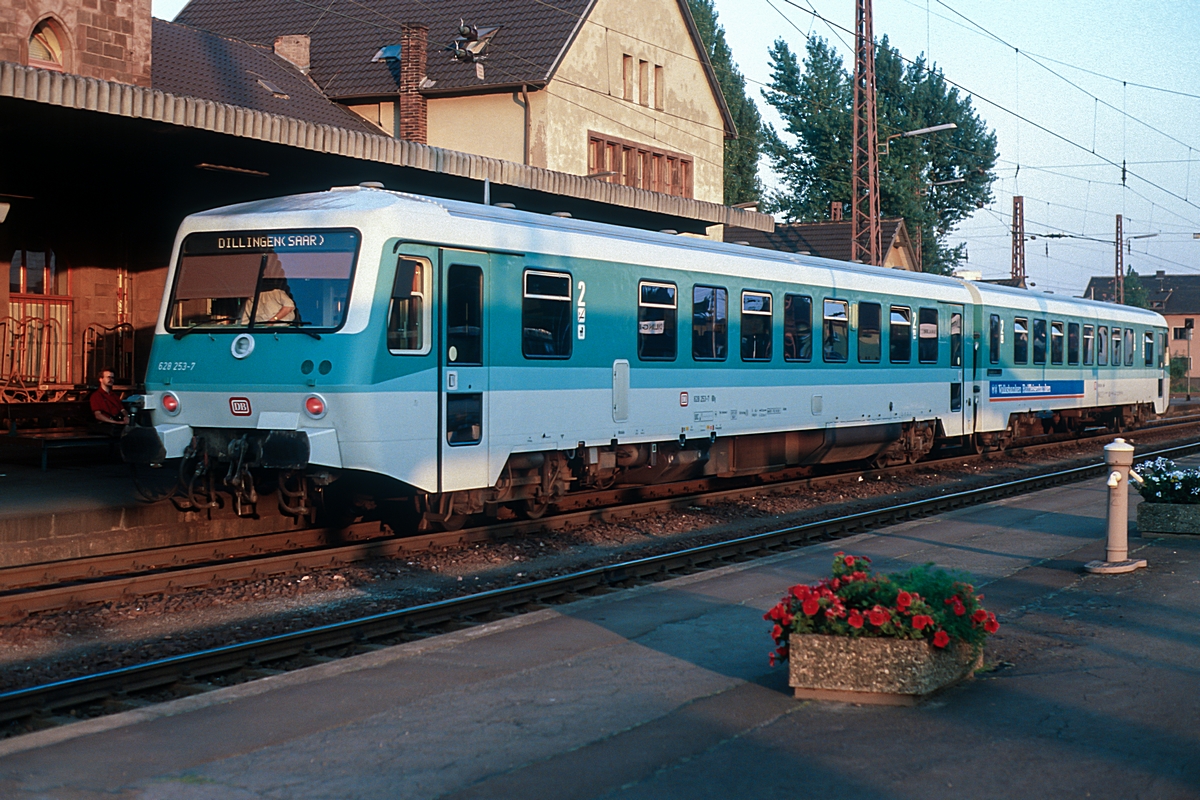  (19890908_53-29_628 253_Dillingen_N 3178_Karlsruhe-Dillingen_b.jpg)