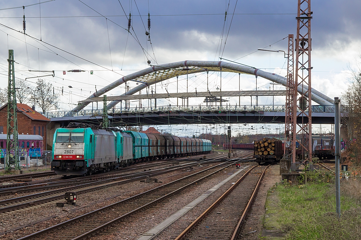  (20161119-121820_SNCB 2807 186 199-2831 186 223_Dillingen_DGS-Z 41581_SDLZ-Antwerpen_a1.jpg)