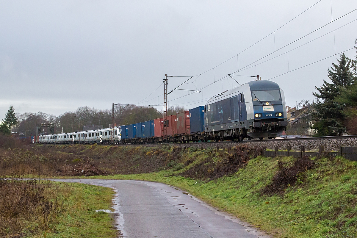  (20161226-144048_223 081 PCW7-Thameslink 700029_Saarlouis-Roden_DbZ 32585_Klinkum-SLU_a.jpg)