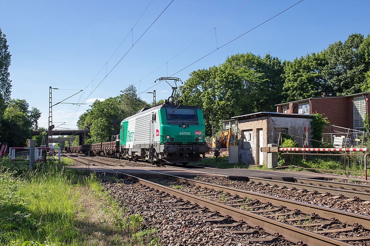  (20170612-174756_SNCF 437015_Dillingen-Süd_44232_SDLH - Dunkerque_b.jpg)