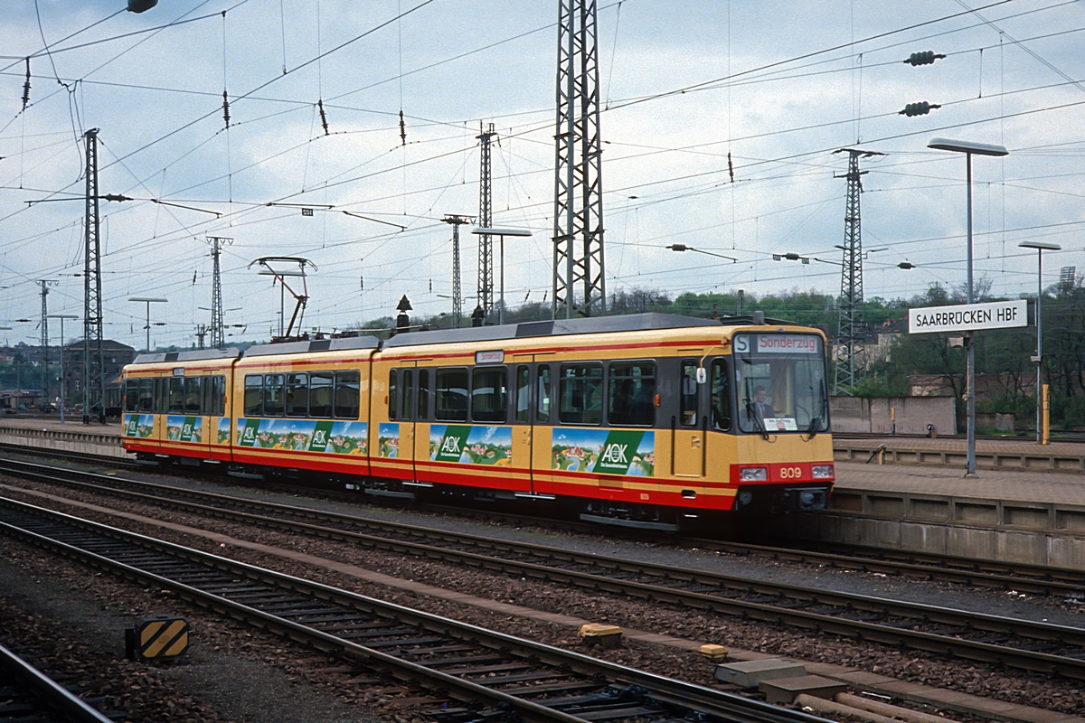  (19920502-160800_56-36_AVG 809_Saarbrücken Hbf_Pendel SSH-Messe_LR.jpg)