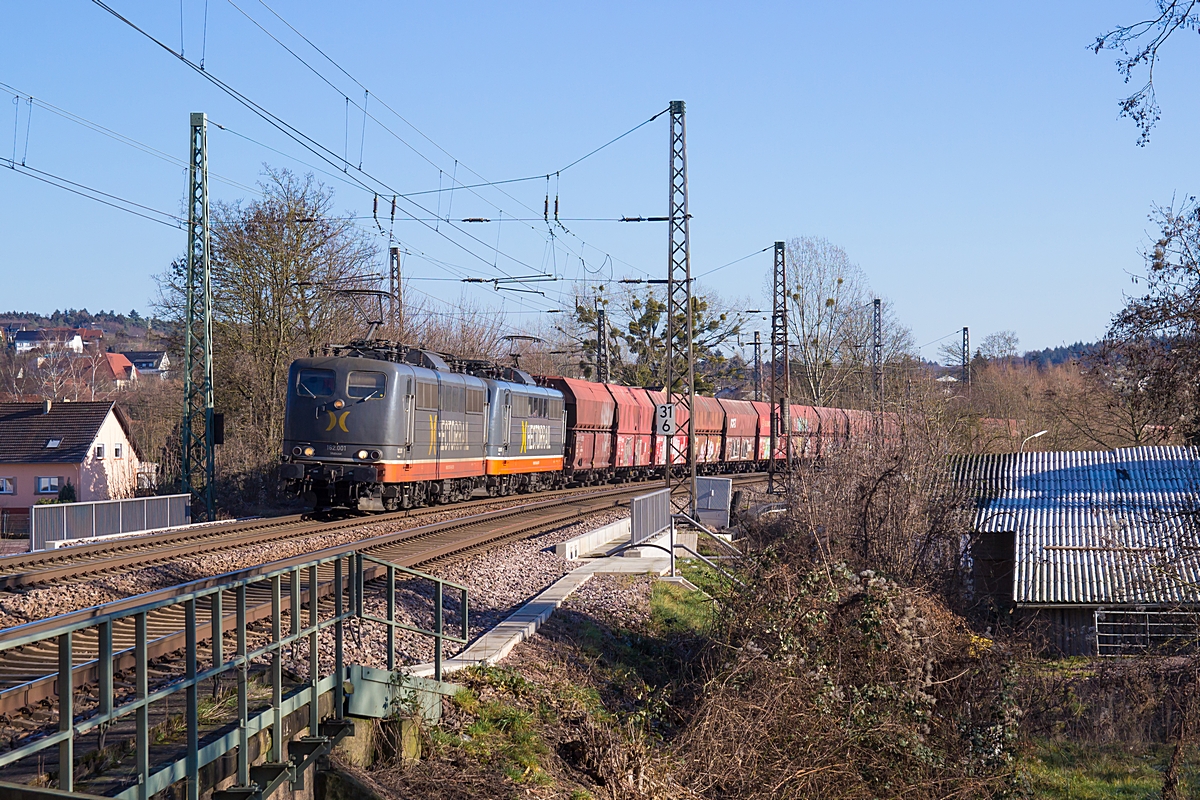  (20190119-133722_Hectorrail 162-001 151 013-162-005 151 133_Beckingen_DGS 95675_SFH - Oberhausen-West Orm_a.jpg)