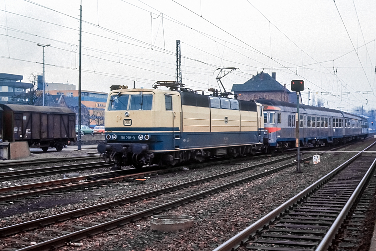  (1981xxxx_10-13_181 218_Dillingen_N 5828_SSH-SDL_b.jpg)