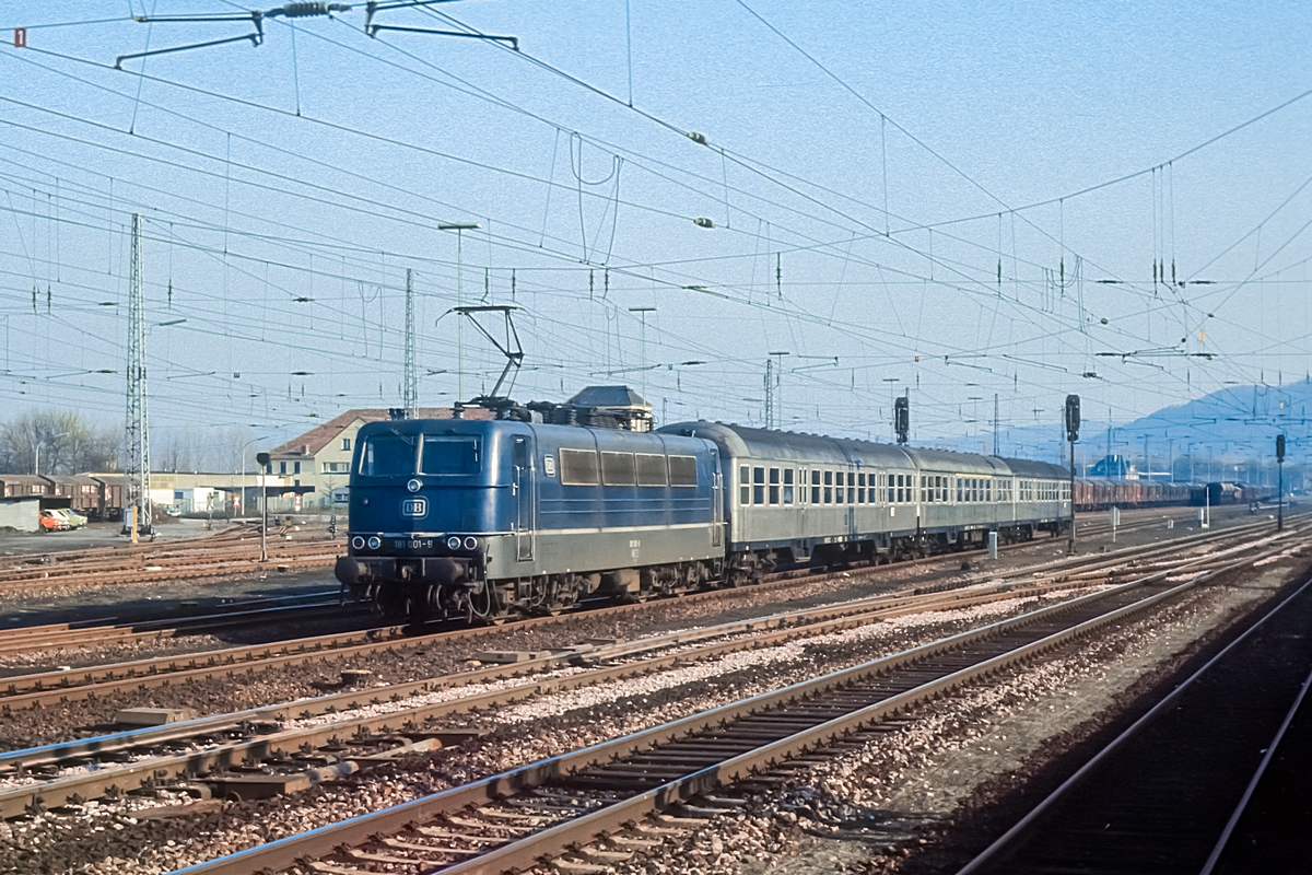  (19820416_12-50_181 001_Merzig_N 5825_SMZG-SSH_a1.jpg)
