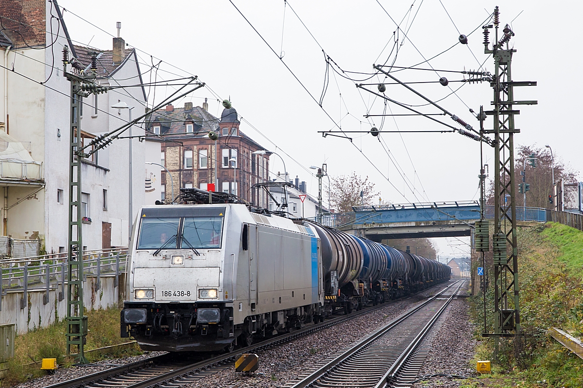  (20201208-133107_186 438_SB-Burbach Mitte_DGS 56124_Ehrang Ost - Karlsruhe Rheinbrücke Raffinerie_am.jpg)