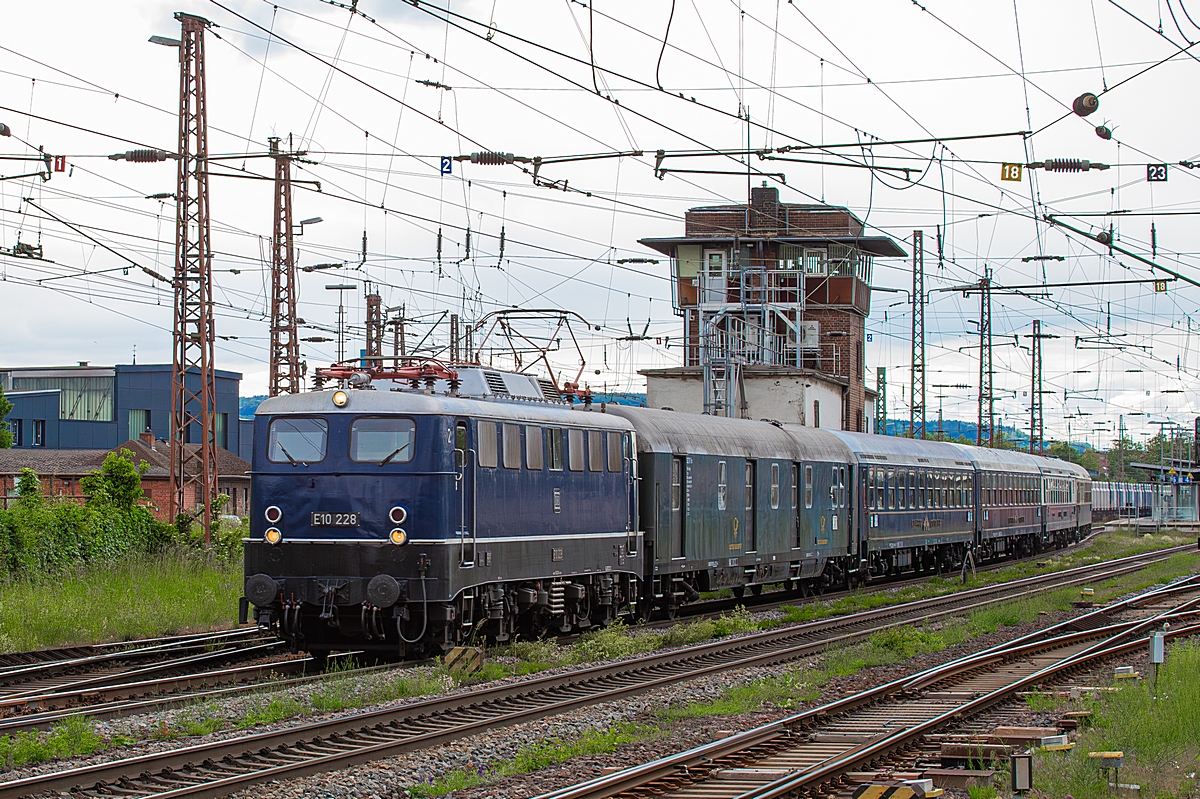  (20260516-174255_E10 228-110 228_Dillingen_DZ 1799_STR-TS_a.jpg)
