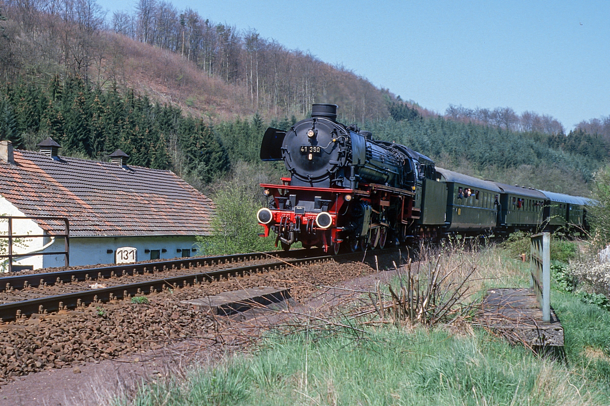  (19880424_46-12_41 360_Bitburg-Erdorf_E 25039_a.jpg)