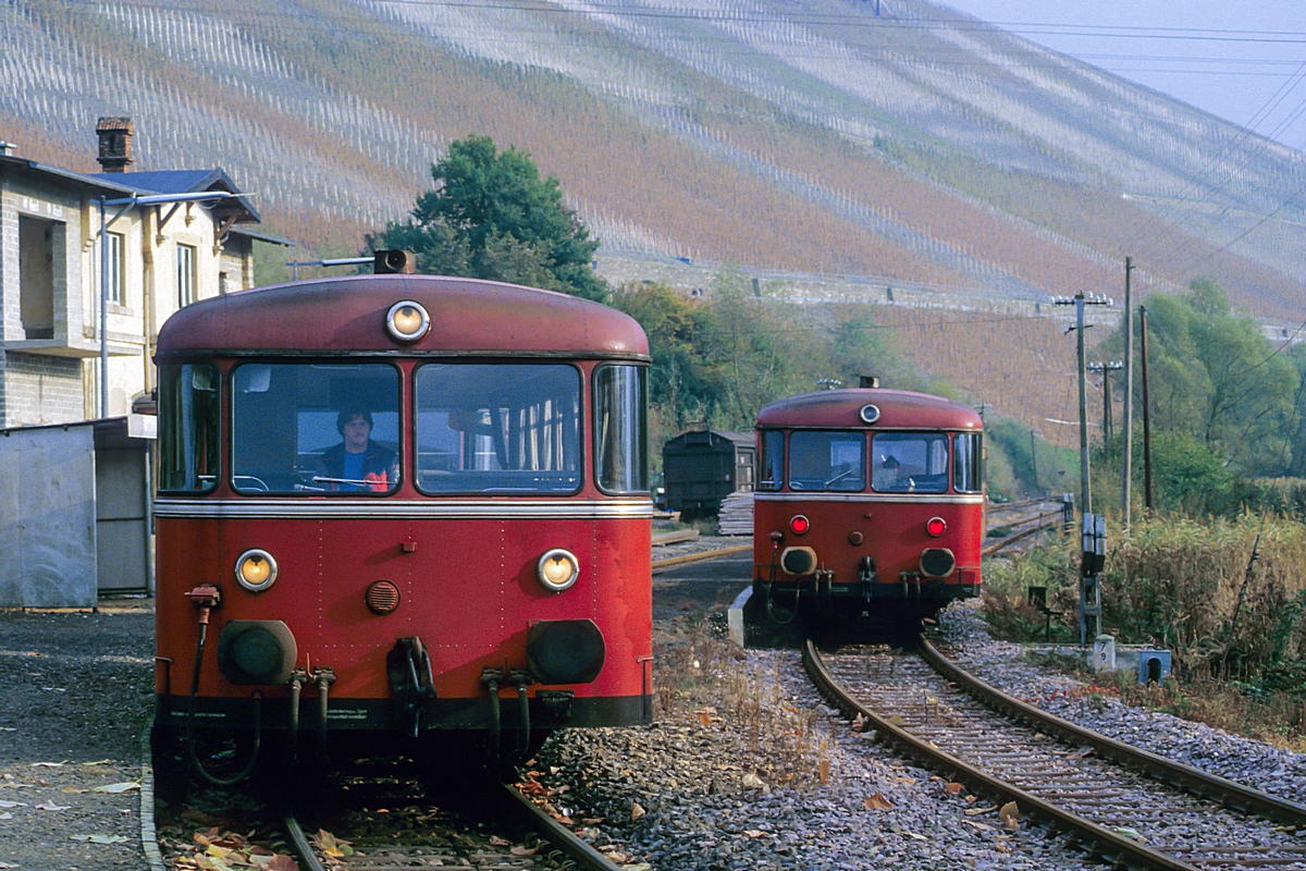  (19831031_32-44_798 599-998 090-998 675 - 798 735_Siebenborn_N 8411_Bernkastel-Wengerohr - 8412_Wengerohr-Bernkastel_b.jpg)