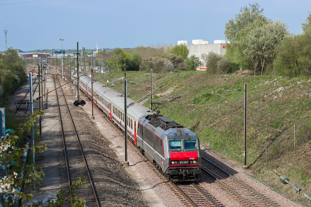 http://www.klawitter.info/bahn/allgemein/20140412-164520_SNCF26160_Bettembourg-Sued_Exp97ak.jpg