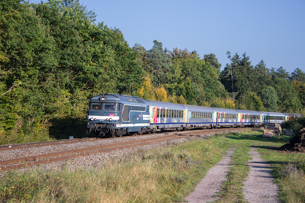 http://www.klawitter.info/bahn/allgemein/20141003-171606_SNCF67572_Wimmenau_TER830906_Krimmeri-Meinau-Sarreguemines_k.jpg