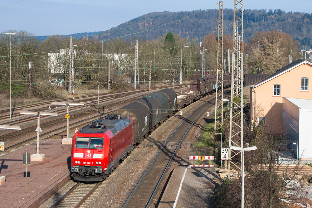 http://www.klawitter.info/bahn/allgemein/20141207-112900_185168_Merzig_EZ52081_Gremberg-SSR_ak