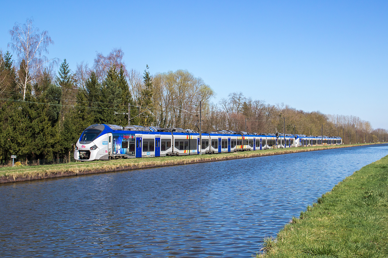 http://www.klawitter.info/bahn/allgemein/20180406-154426_SNCF83513L_Steinbourg_leernachStrasbourg_ak.jpg