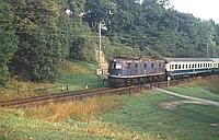 118 045 mit D 985 bei Schney
