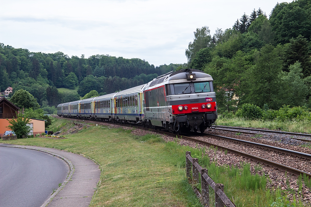 (20150608-073546_SNCF 67434_Tieffenbach-Struth - TER 830905_Sarreguemines - Krimmeri-Meinau_b.jpg)
