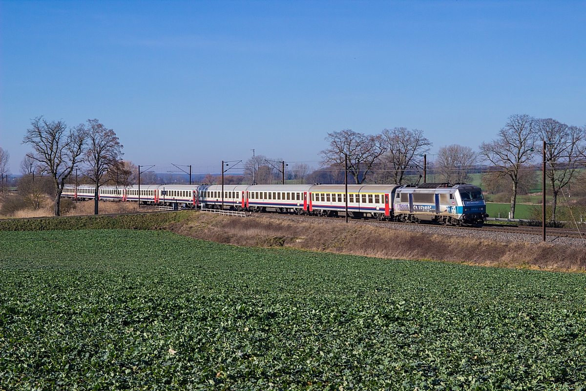  (20160125-120344_SNCF 26164_Holacourt_IC 91 Vauban_Bruxelles Midi - Basel SBB_b.jpg)