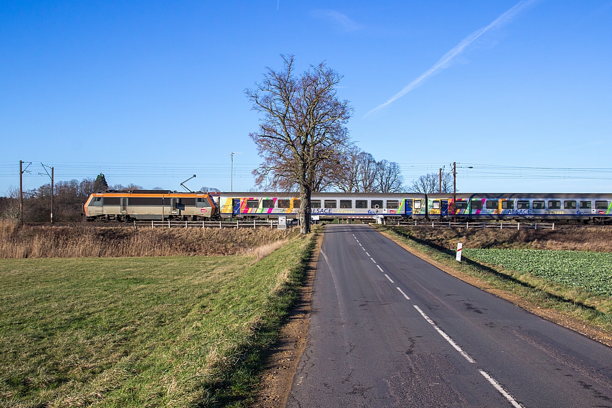  (20160125-153310_SNCF 26151_Holacourt_Exp 295_Luxembourg - Basel SBB_b.jpg)