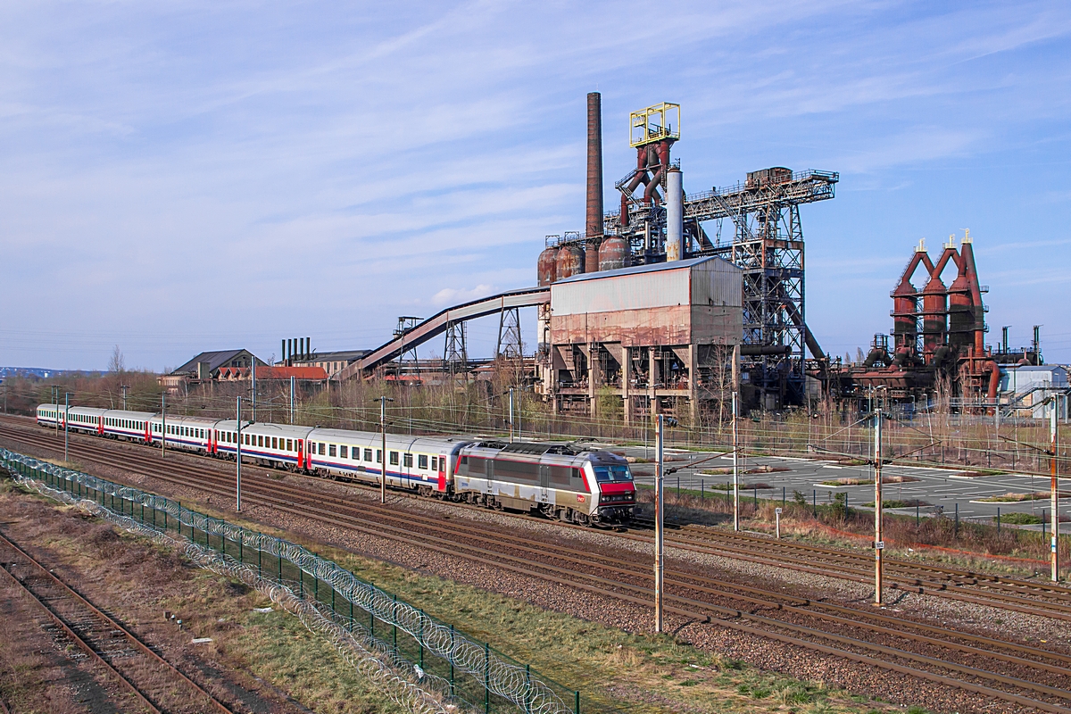  (20160326-164252_SNCF 26160_Uckange_IC 97 Iris_Bruxelles Midi - Basel SBB_a.jpg)