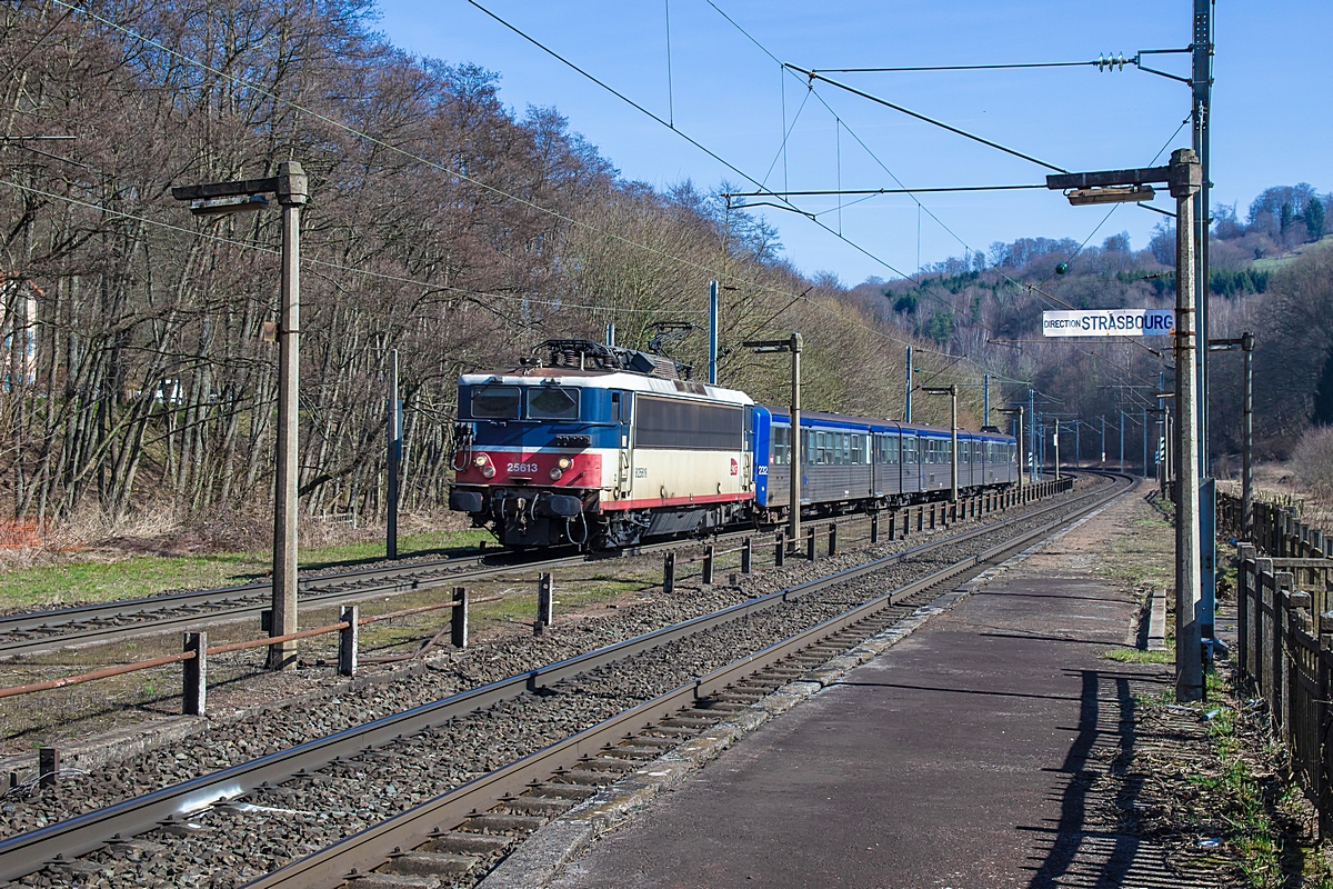  (20170316-135722_SNCF 25613_Arzviller_TER 830118_Strasbourg Ville - Sarrebourg_am1.jpg)