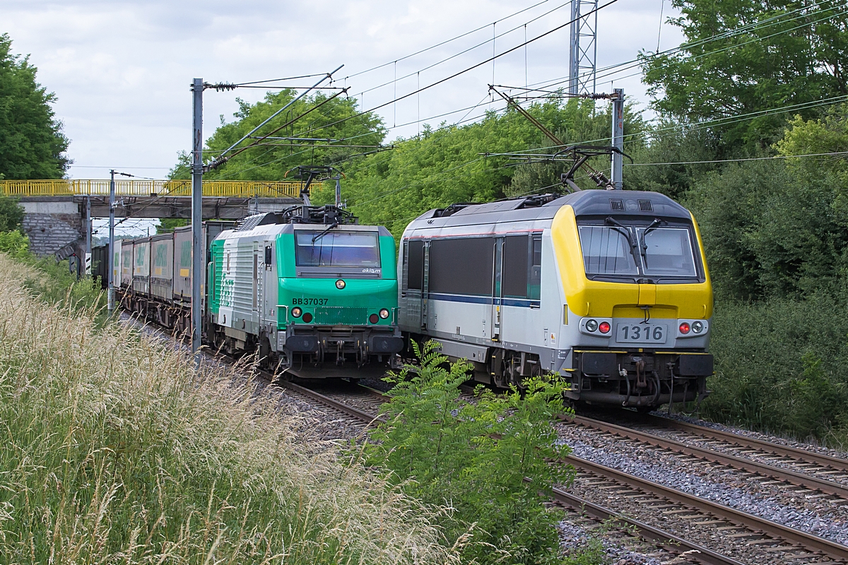  (20170616-154436_SNCF 37037-SNCB 1316_Réding_a1.jpg)