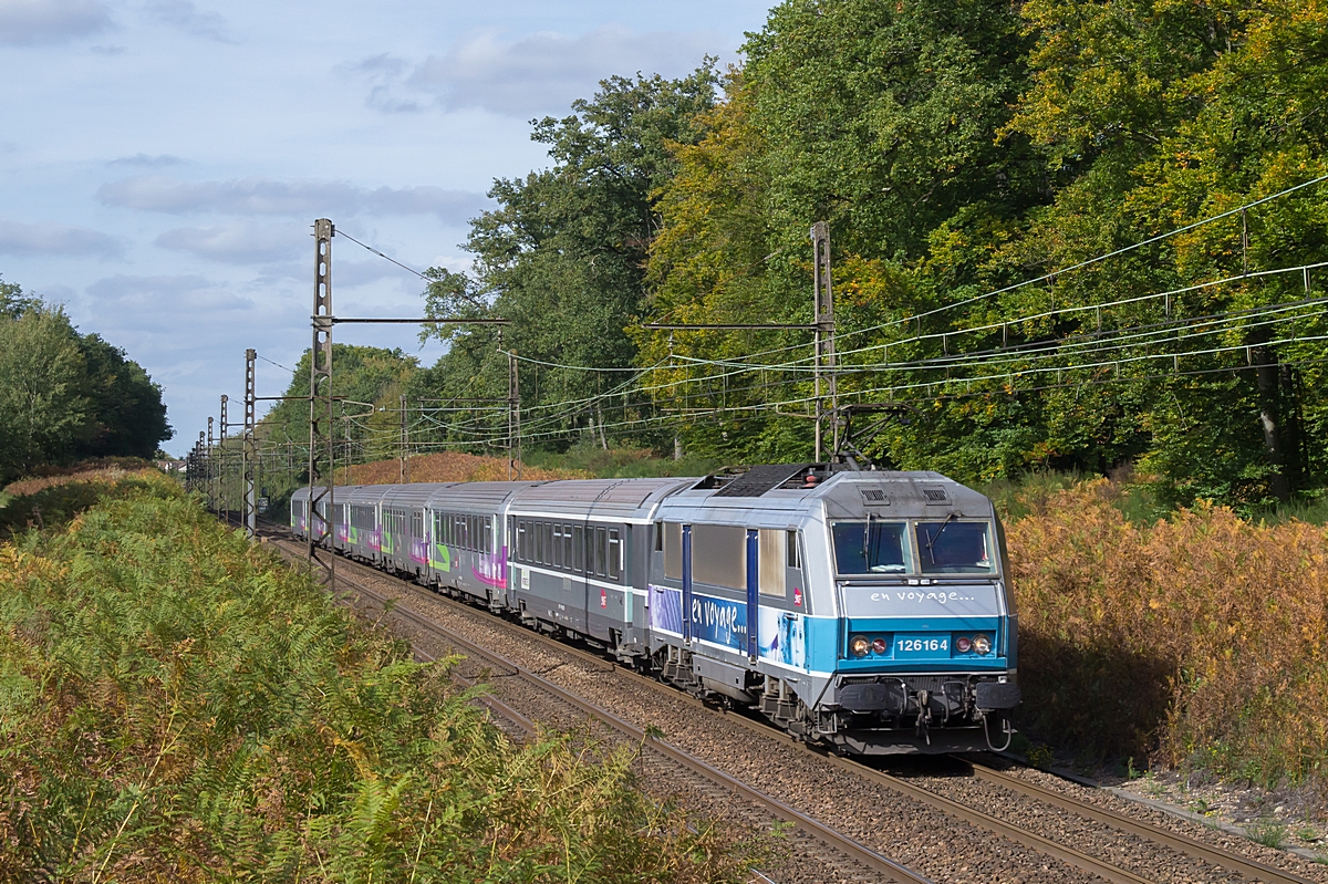  (20171004-145930_SNCF 26164_Bois-Le-Roy_IC 5909_Paris-Bercy - Nevers_a.jpg)