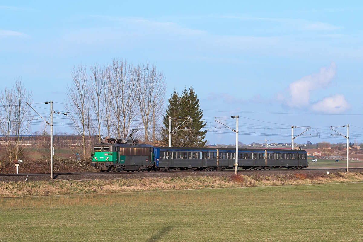  (20180216-165728_SNCF 25615_Schwindratzheim_TER 830126_Strasbourg Ville - Saverne_am.jpg)