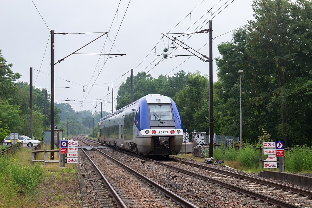  (20180615-072958_SNCF 76739_Anzeling_TER 23502_Sarreguemines - Metz Ville_Umleiter_b.jpg)