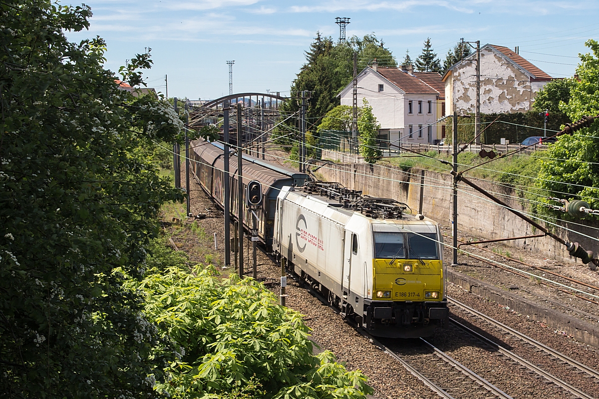  (20190513-124702_186 317_Forbach_EZ 98851 ex 44209 (Irun-) Forbach - RMR_a.jpg)