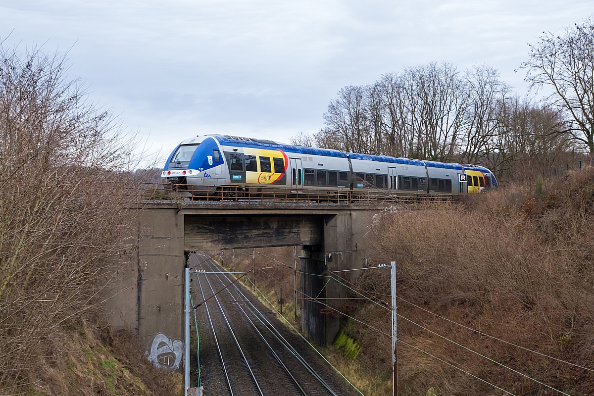  (20220103-131444_SNCF 76537_Béning_TER 834855_Metz Ville - Sarreguemines_a.jpg)