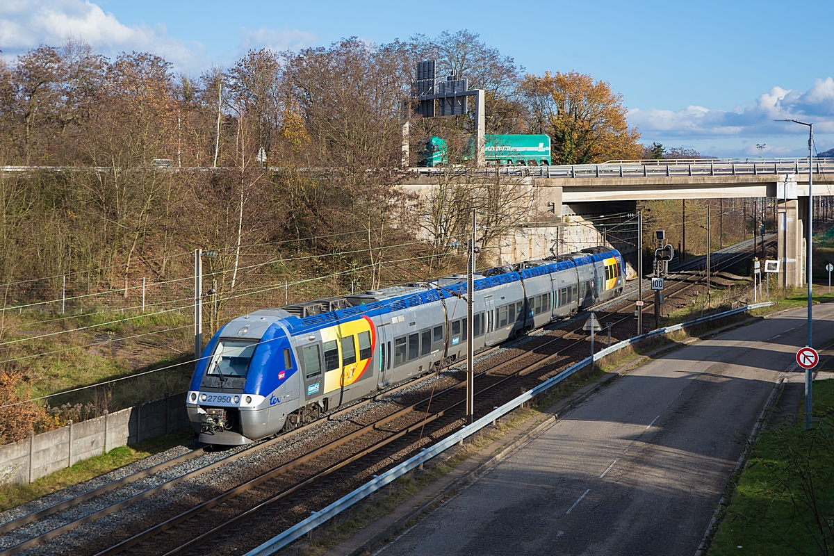  (20251121-134033_SNCF 27950_Béning_TER 23744_Forbach - Metz Ville_a.jpg)