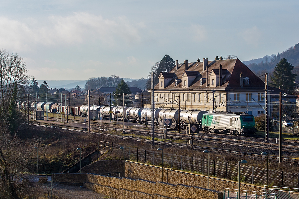  (20251209-103931_SNCF 27093_Nov&eacute;ant_489027_Gevrey Triage - Woippy_a.jpg)