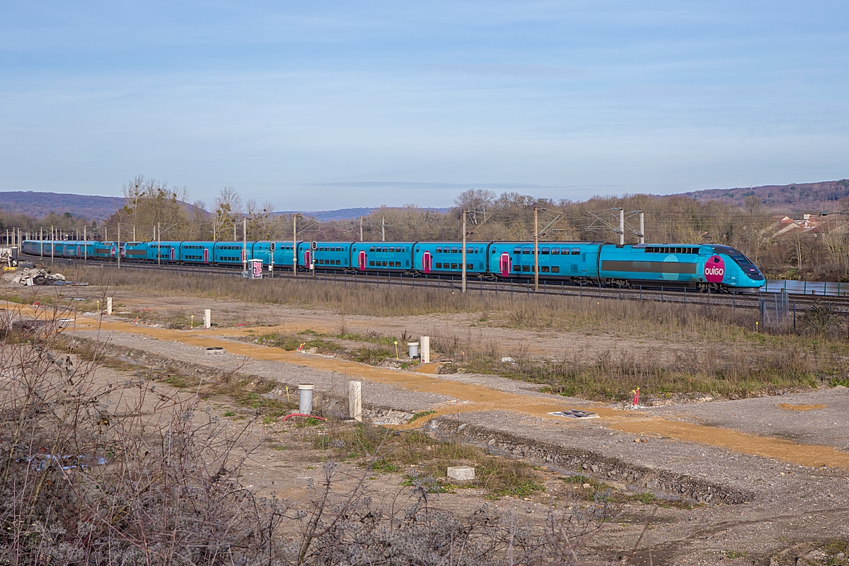  (20251209-140743_SNCF 29820_Nov&eacute;ant_Ouigo 7692_Strasbourg - Paris Est_a.jpg)