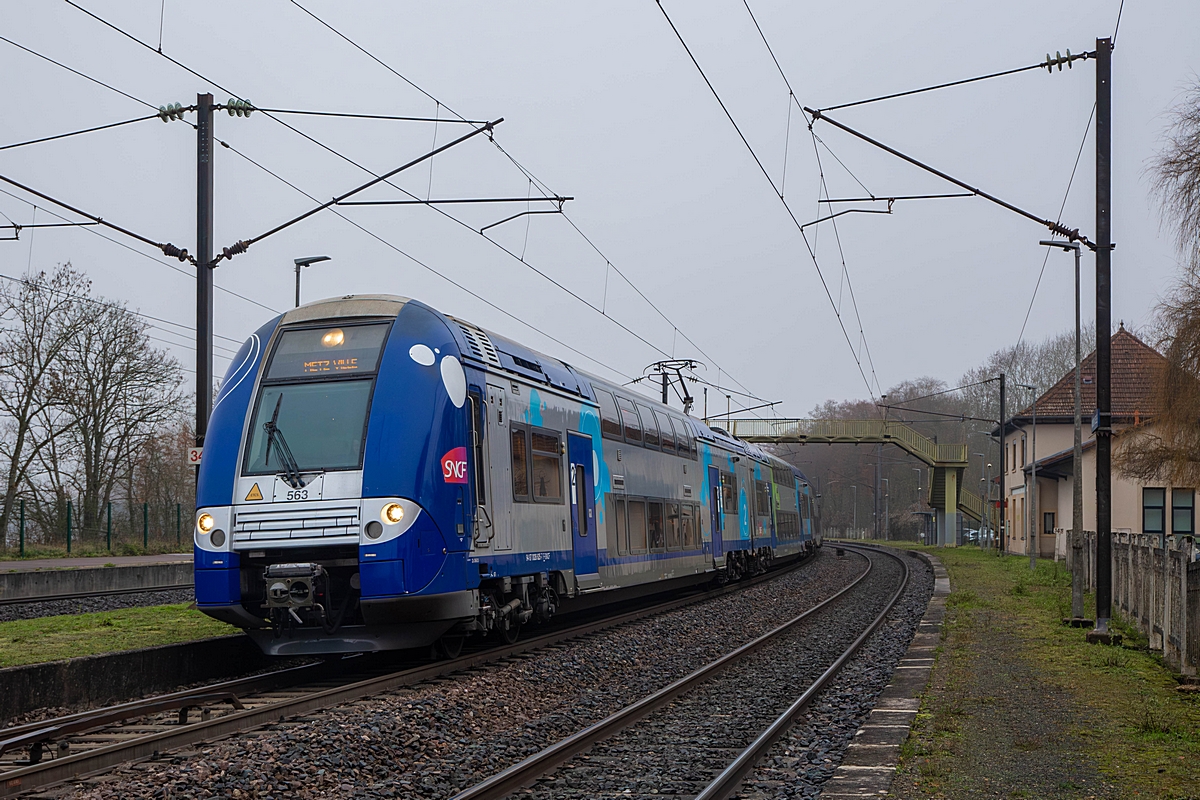  (20251212-091121_SNCF 26625_Ancy-sur-Moselle_TER 837521_Nancy - Metz Ville_b.jpg)