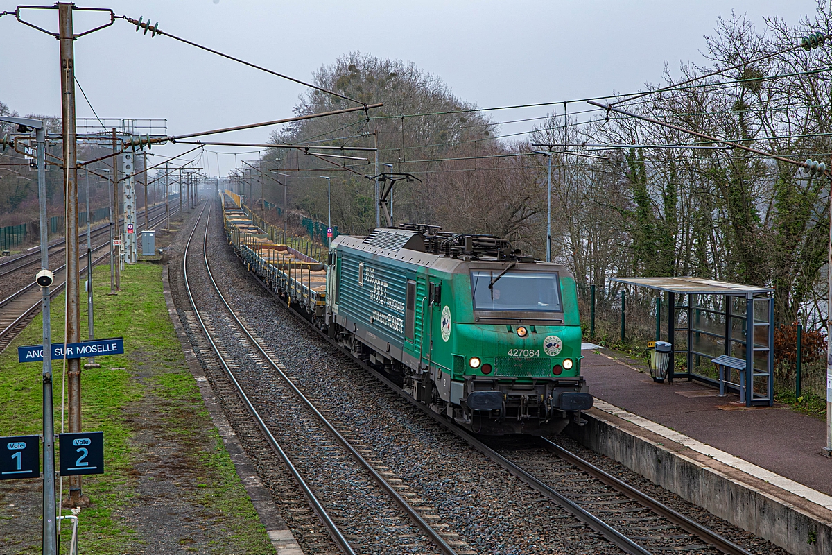  (20251212-122747_SNCF 427084_Ancy-sur-Moselle_417232_Woippy - Pont-a-Mousson_b2.jpg)
