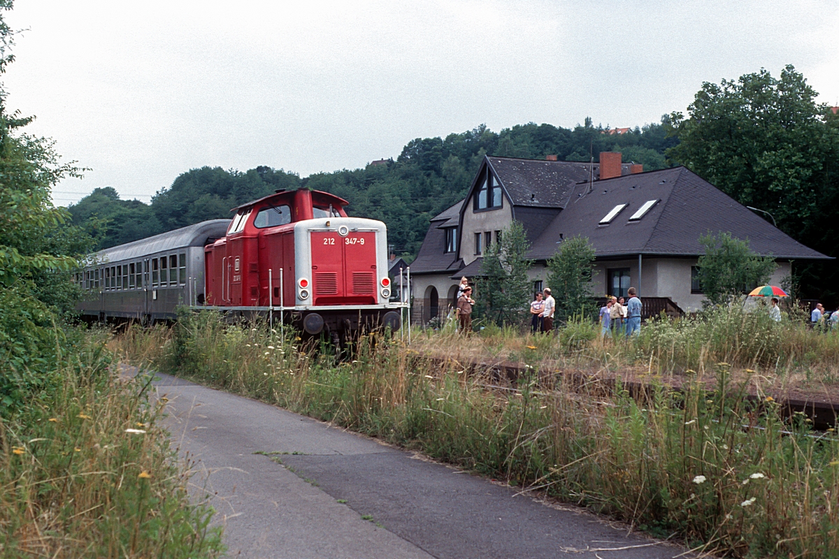  (19930718_58-44_212 347_Etzenhofen_Abschiedsfahrt Köllertalbahn_b.jpg)