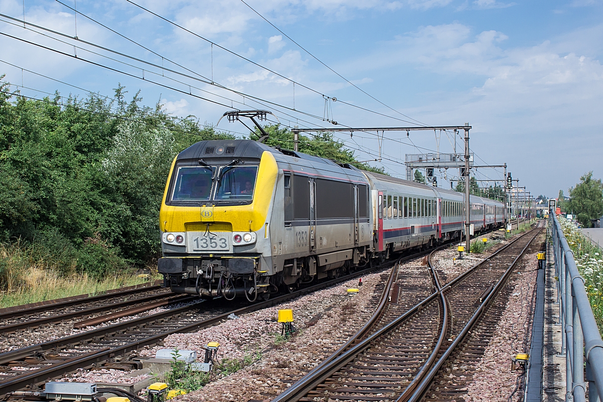  (20140723-103626_SNCB 1353_Bertrange_Ex 91_Bruxelles Midi - Basel SBB_a.jpg)