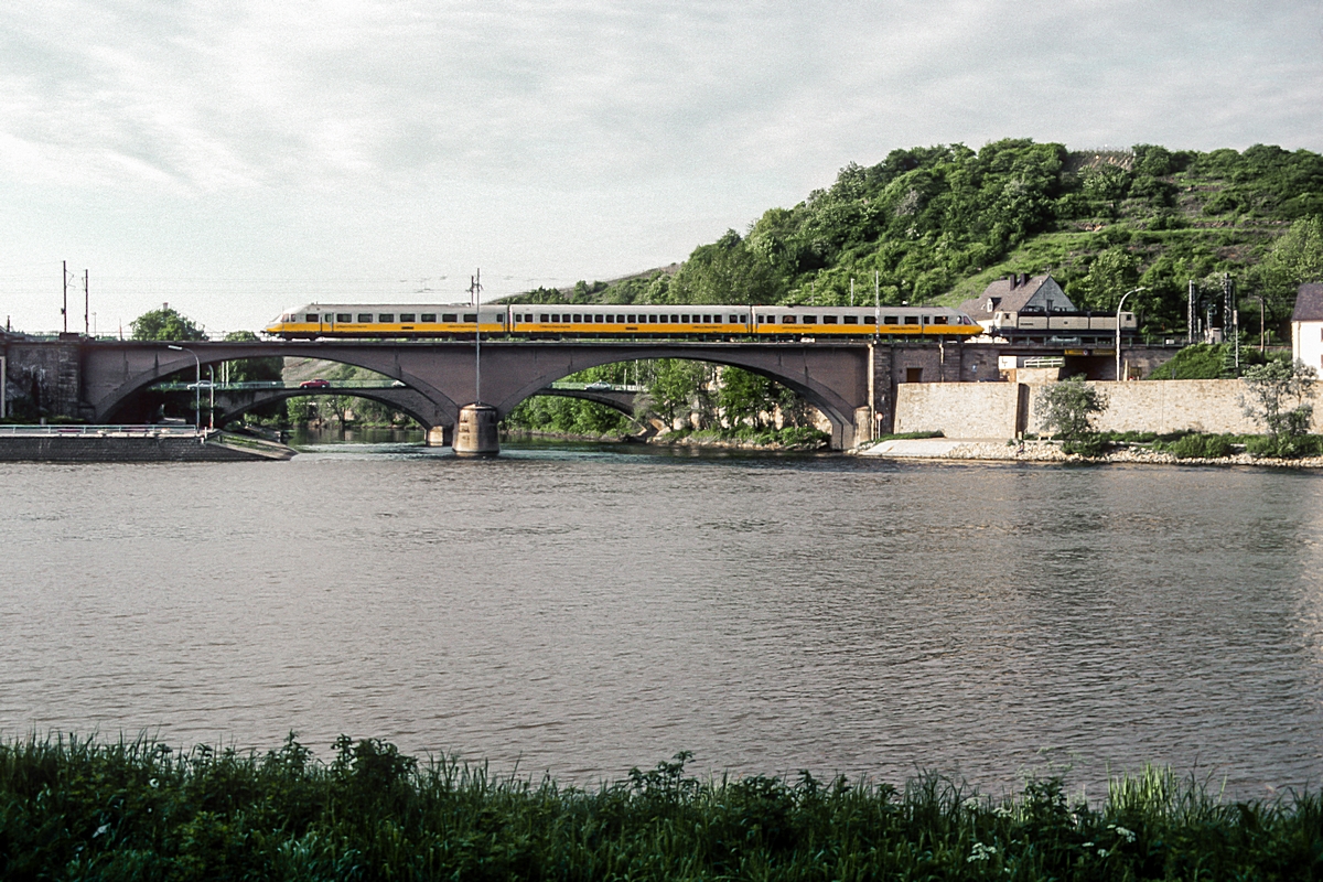  (19860521_38-15_181-403_Wasserbillig_Lr 36854_Düsseldorf-Luxembourg_a.jpg)