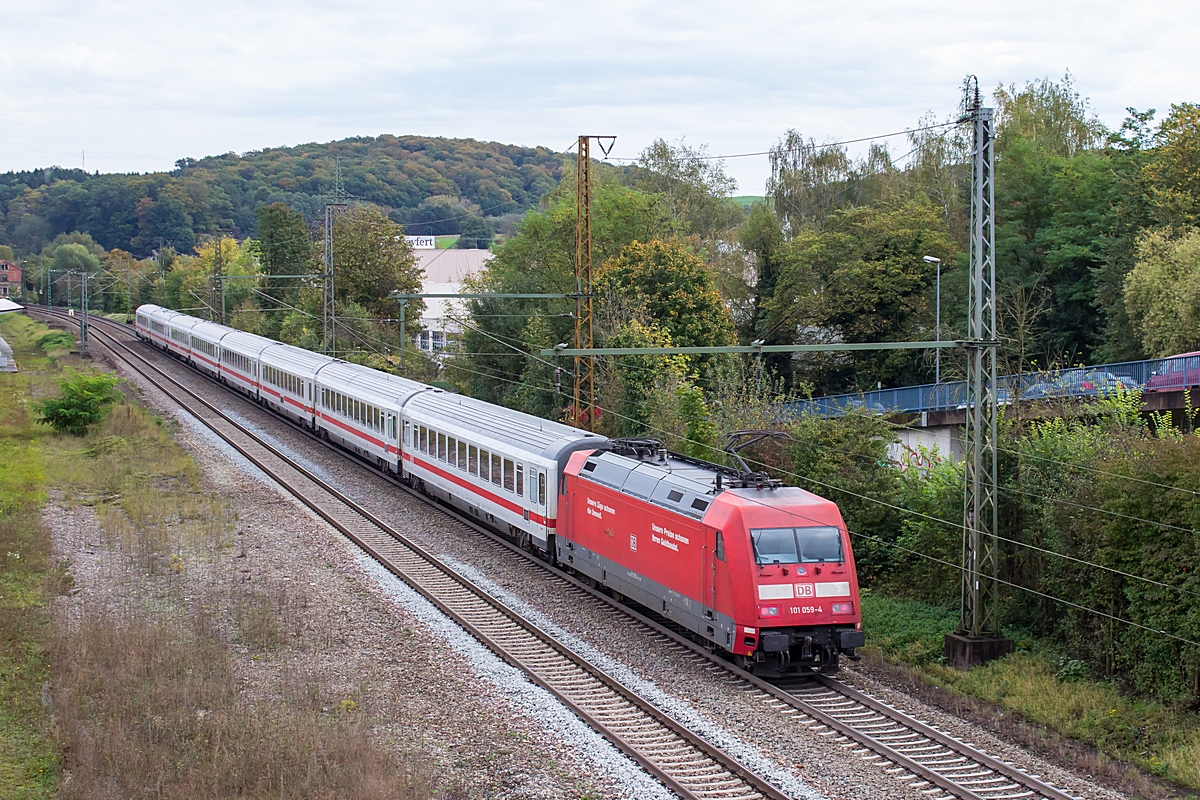  (20141008-131354_101 059_Reichenbach Fils_IC 2261_Karlsruhe-München_a.jpg)