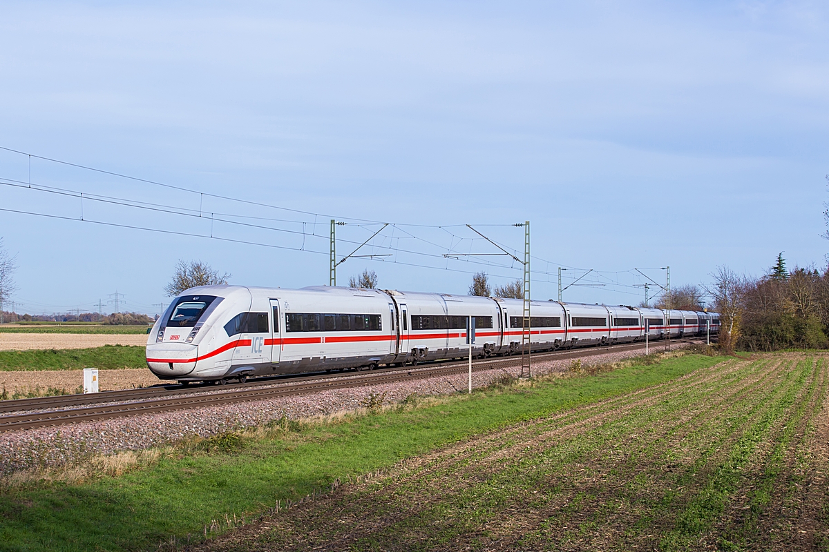  (20251113-095618_812 100_zw Kenzingen und Riegel_ICE 101_Berlin Ostbahnhof - Basel SBB_a.jpg)