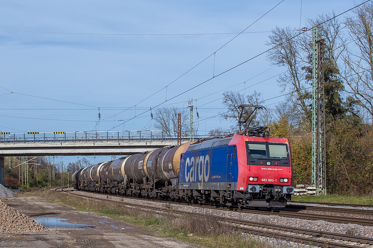  (20251113-114035_482 003_Riegel-Malterdingen_SBB Cargo DGS 49005_Hamburg Hohe Schaar - Cornaux NE_a.jpg)