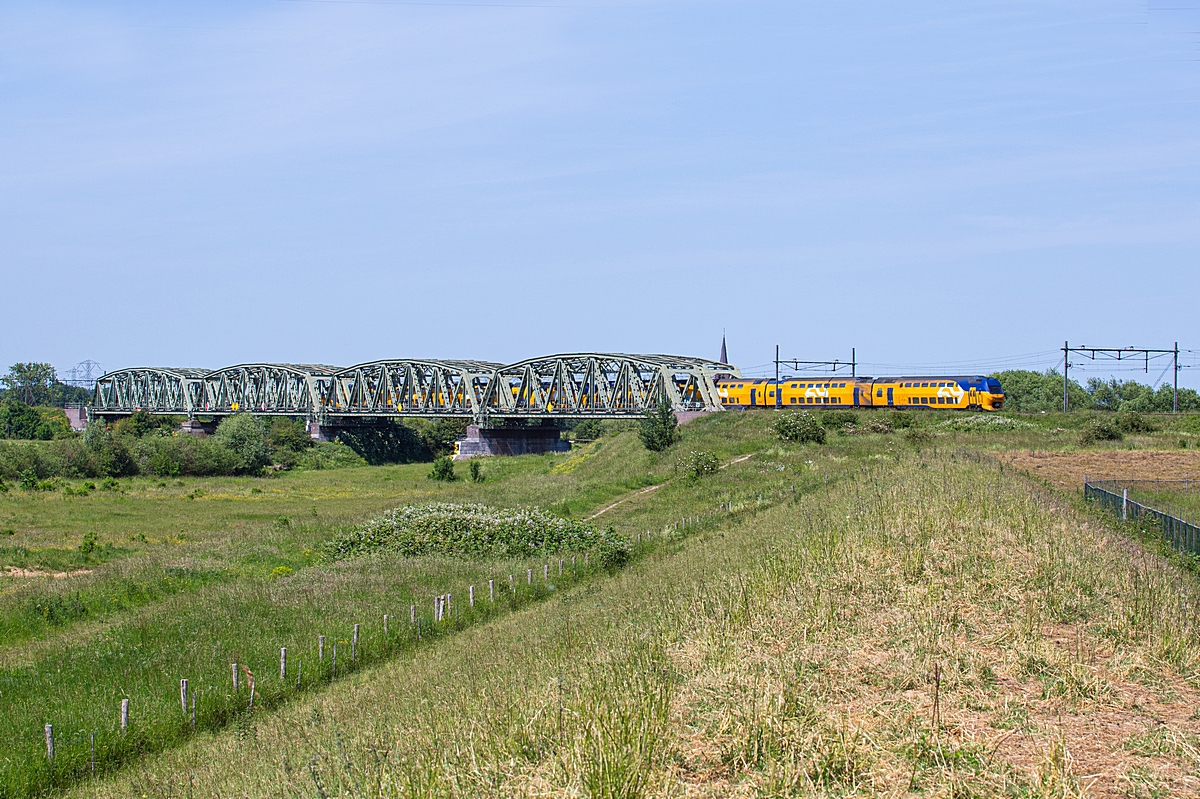  (20260528-143714_NS 9520_Roermond-Leeuwen_IC 2752_Maastricht-Alkmaar_a.jpg)