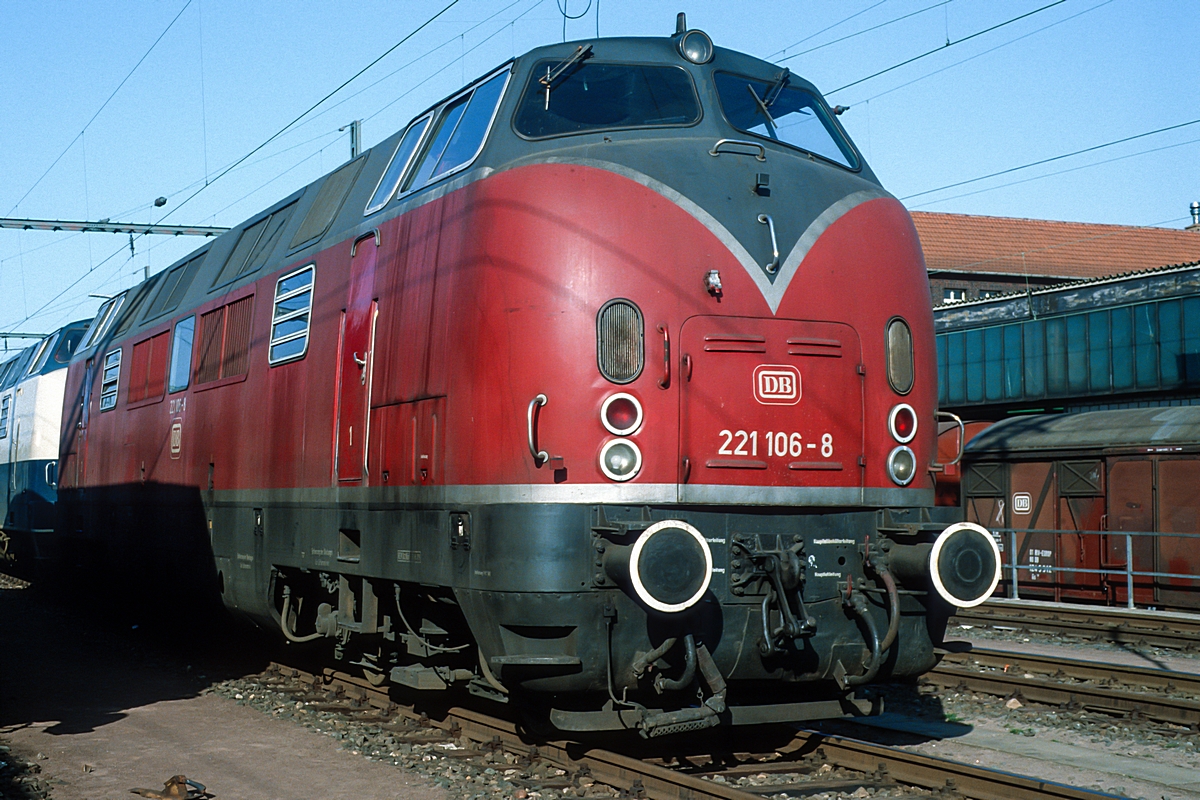  (19840423_33-40_221 106_Wanne-Eickel_b.jpg)