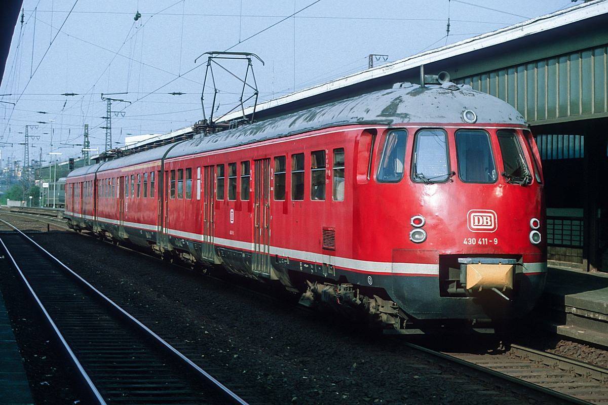  (19840426_33-42_430 411_Oberhausen Hbf_N 5173_Duisburg Hbf - Dortmund Hbf_b.jpg)