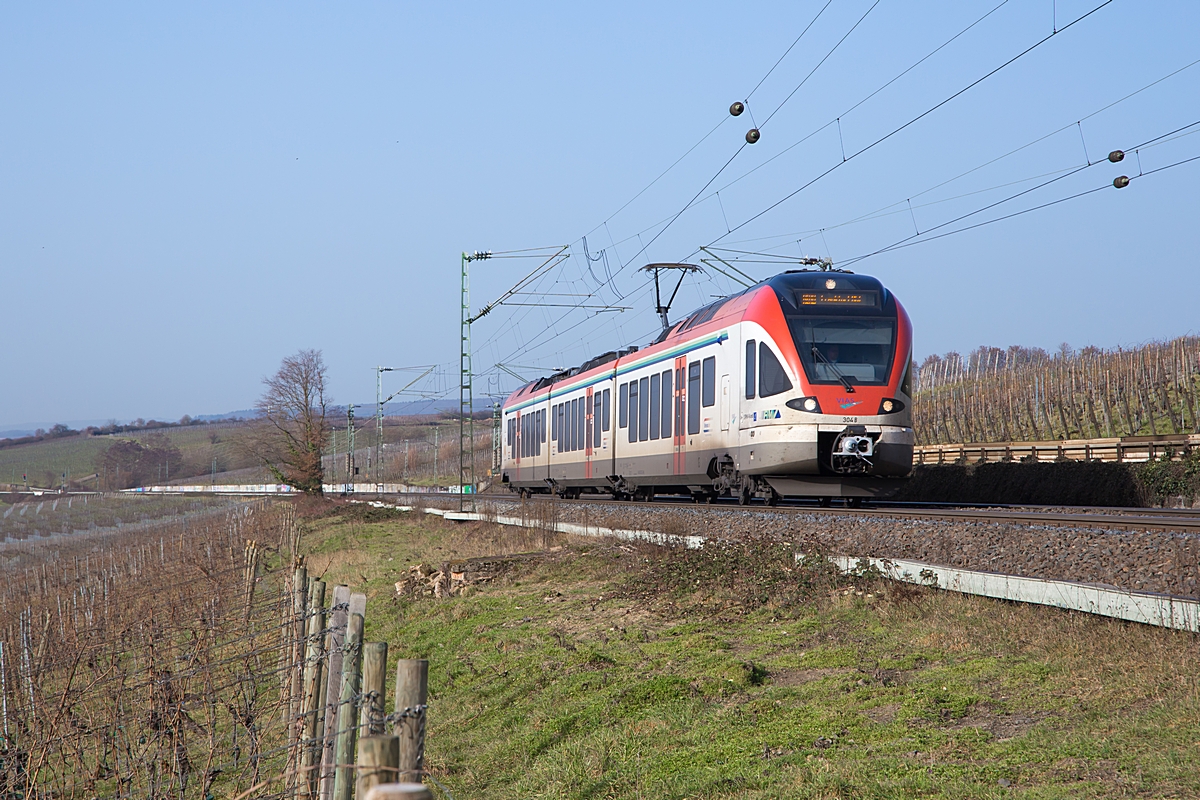  (20210224-100602_427 652_zw Hattenheim und Erbach_VIA 25011_Neuwied-Frankfurt_a.jpg)