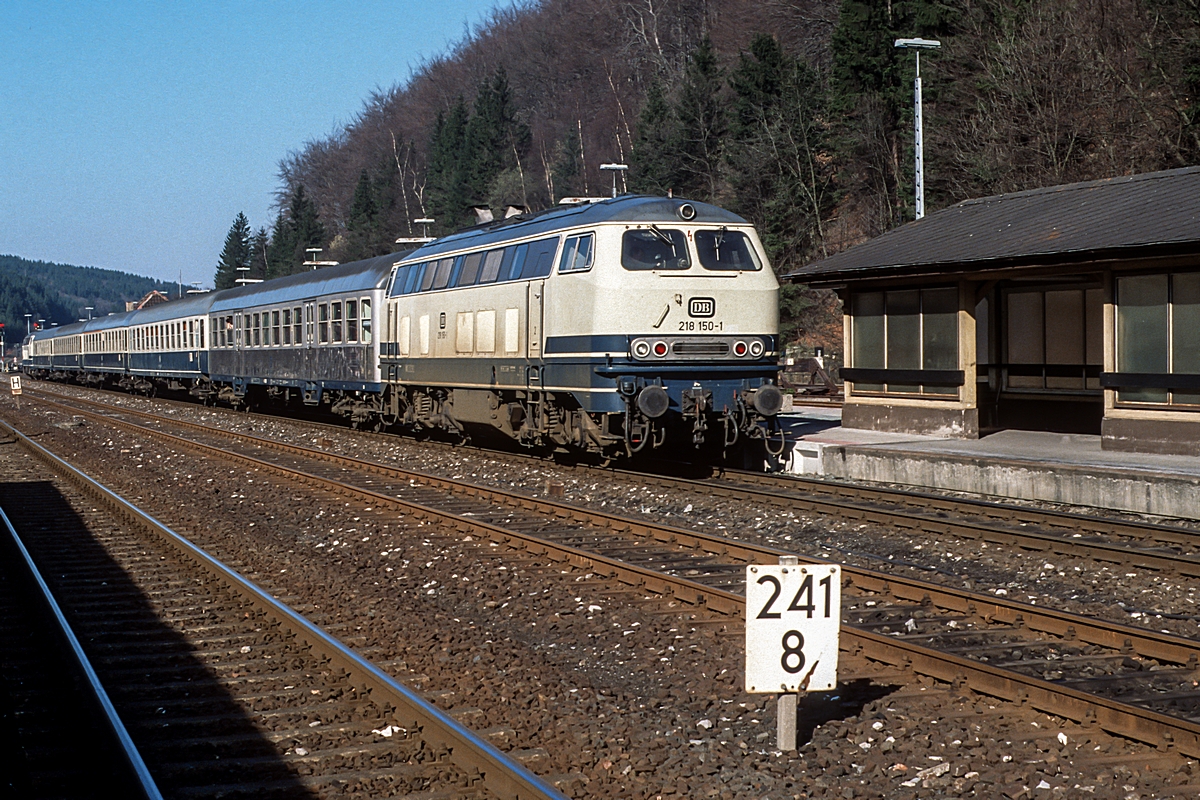  (19900317_54-08_218 150-216 219_Brilon Wald_D 2328_Bad Wildungen - Amsterdam CS_a.jpg)