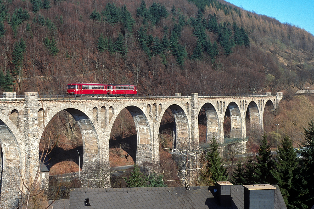  (19900317_54-09_996 628-796 646_Willingen_E 6445_Brilon Wald - Korbach_b.jpg)