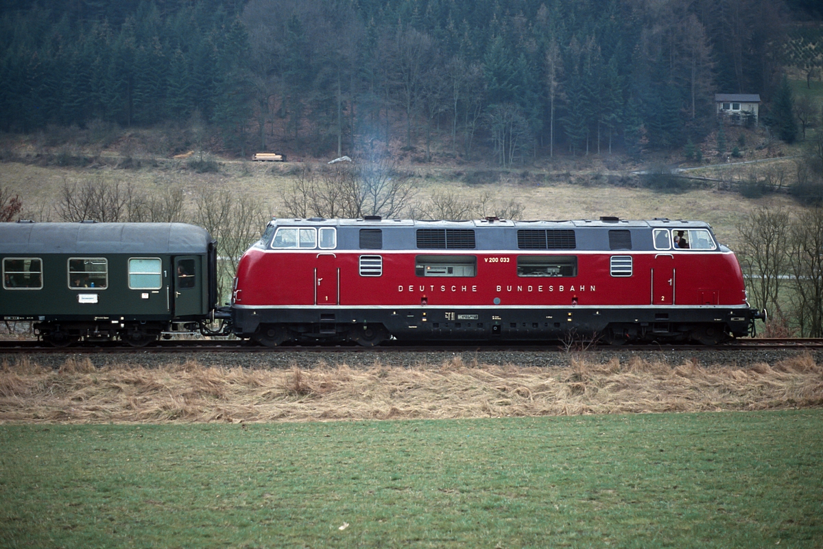  (19910323_55-24_V200 033_zw Wenholthausen und Eslohe_a.jpg)