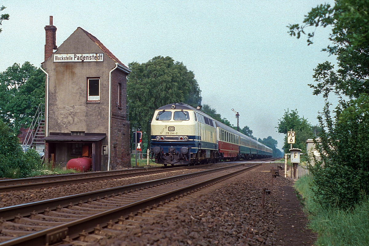  (19880603_47-38_218 244_Block Padenstedt_IC 930 Seemöwe_Eckernförde-Köln_a.jpg)