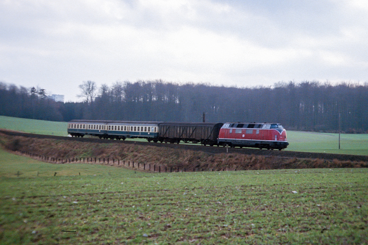  (19840115_33-13_220 048_Raisdorf_E 3170_Lüneburg–Kiel_a.jpg)